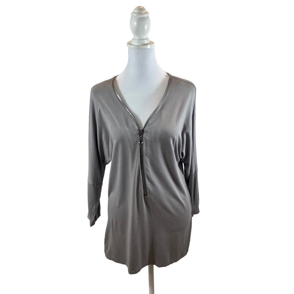 Venus Brand Zip Front Grey Long Sleeved Blouse Size Medium